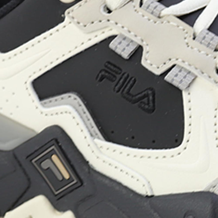 FILA Raid Low V2 Unisex Casual Shoes