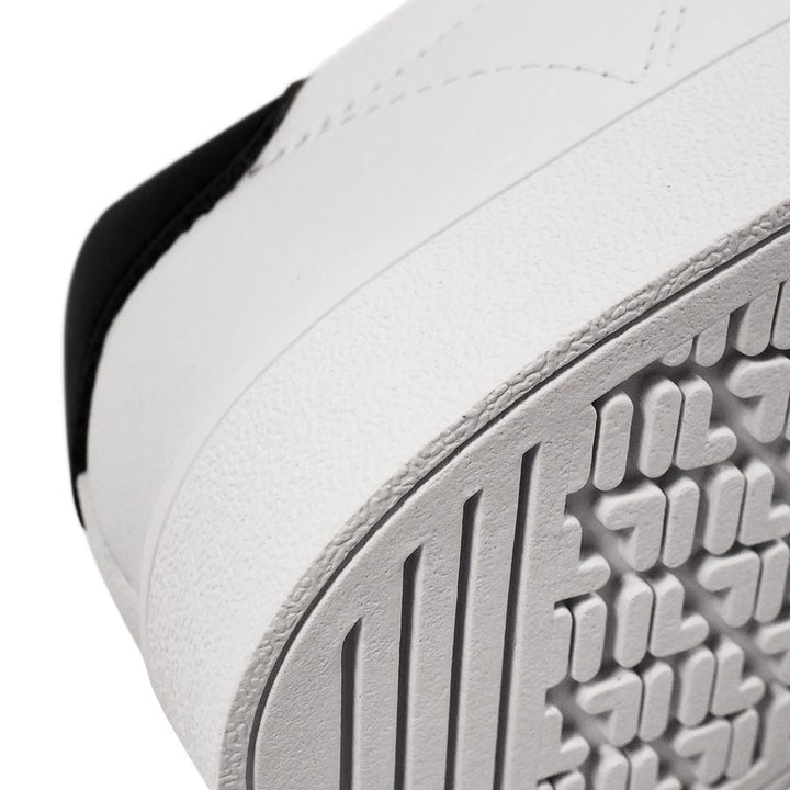 FILA Court Deluxe V2 Unisex Casual Shoes