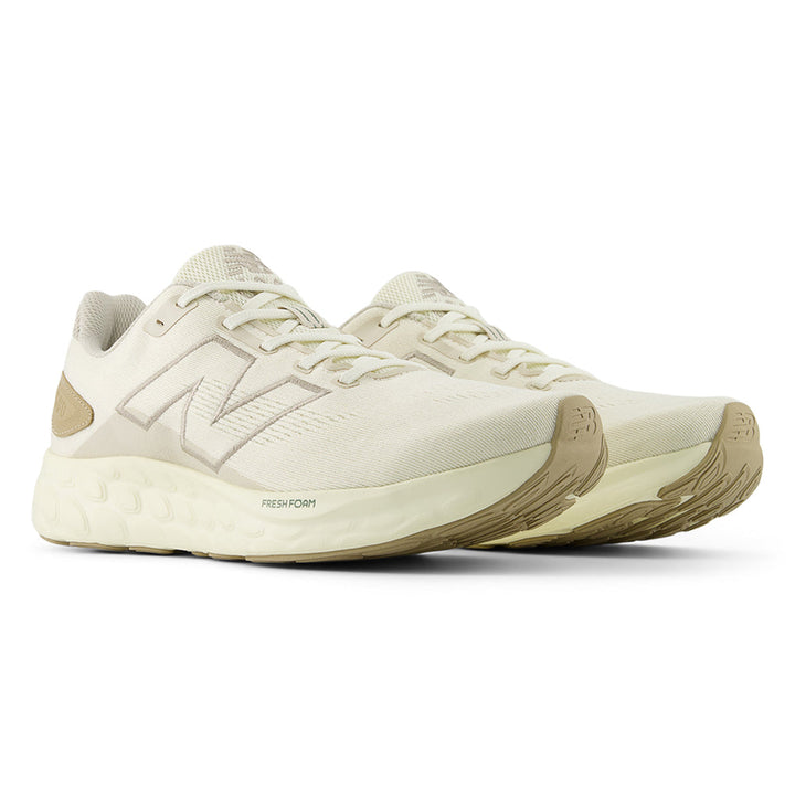 NEW BALANCE Fresh Foam 680 v8 2E Men's Running Shoes