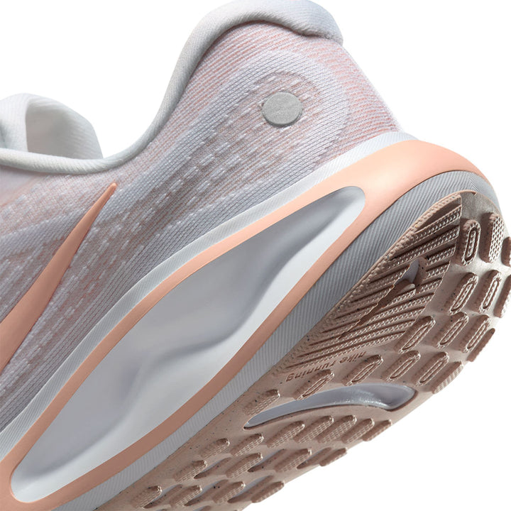 NIKE Journey Run Women's Running Shoes