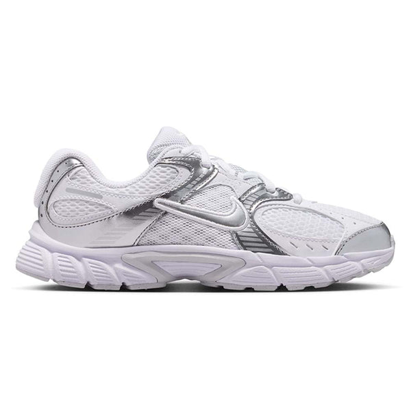 NIKE V5 RNR Boys Running Shoes