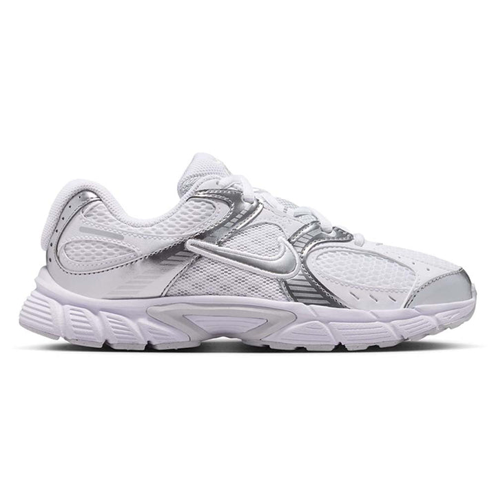 NIKE V5 RNR Boys Running Shoes