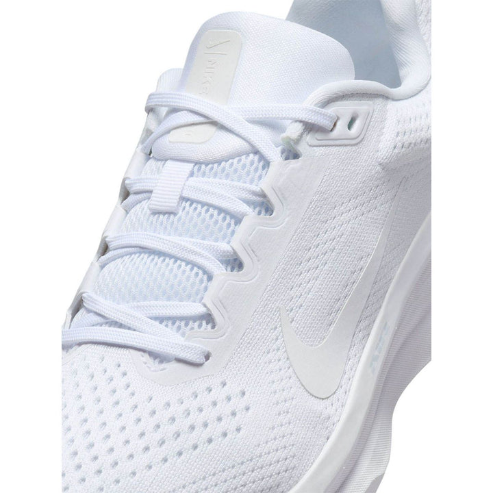 NIKE Winflo 11 Women's Running Shoes