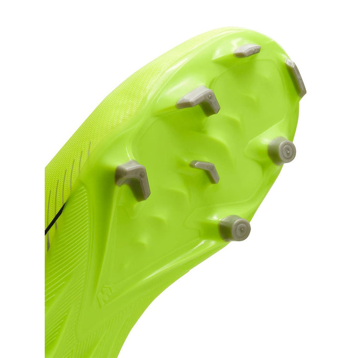 NIKE Jr. Mercurial Vapor 16 Academy MG Kids Football Shoes