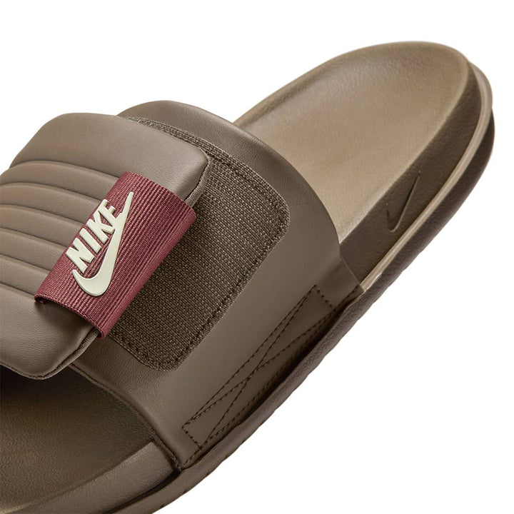 NIKE Offcourt Adjust Men's Sandals