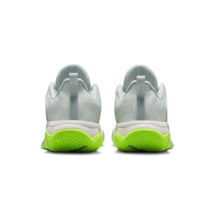 NIKE Giannis Immortality 4 Kids Basketball Shoes