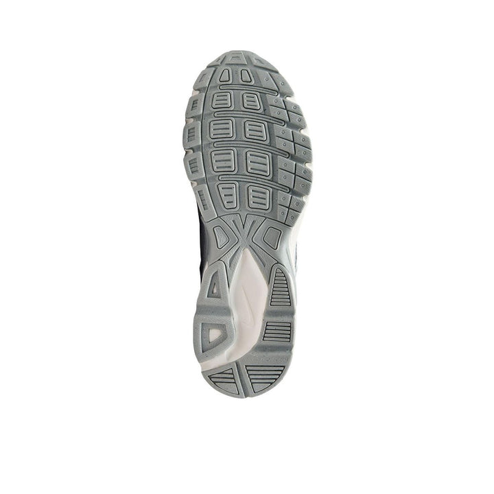 NIKE Initiator Women's Casual Shoes