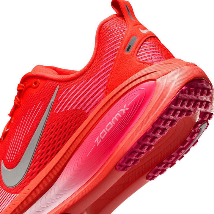 NIKE Vomero 18 Women's Running Shoes