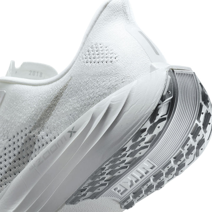 NIKE Pegasus Plus Men's Running Shoes