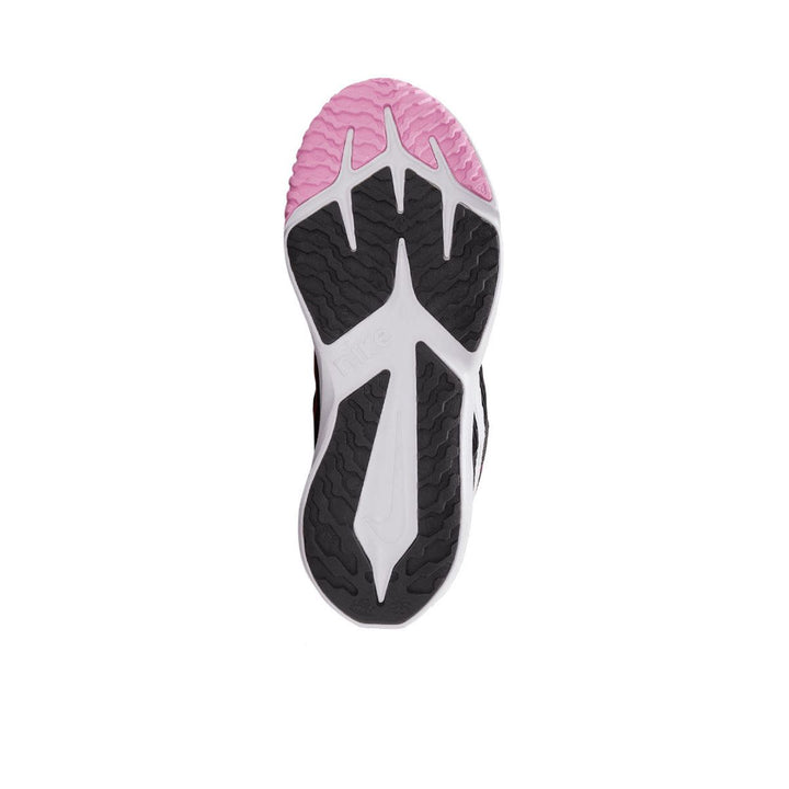 NIKE Star Runner 4 NN SE Kids Running Shoes