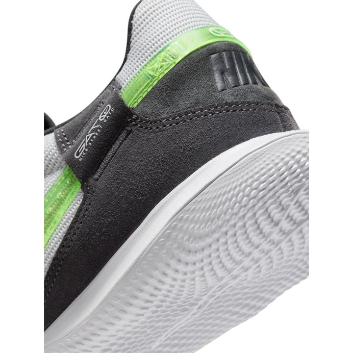 NIKE Streetgato Men's Futsal Shoes