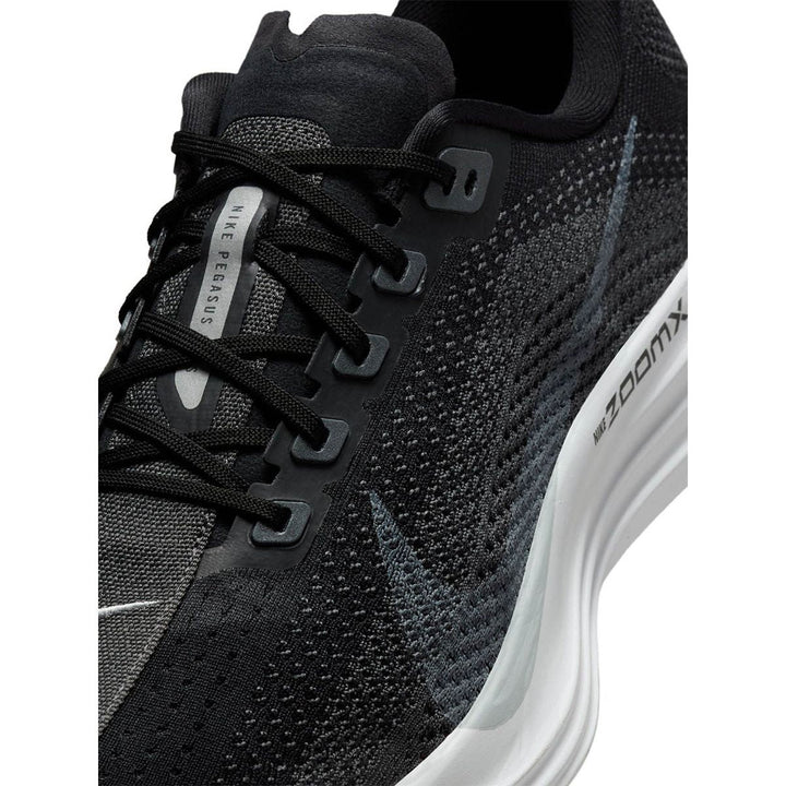NIKE Pegasus Plus Men's Running Shoes