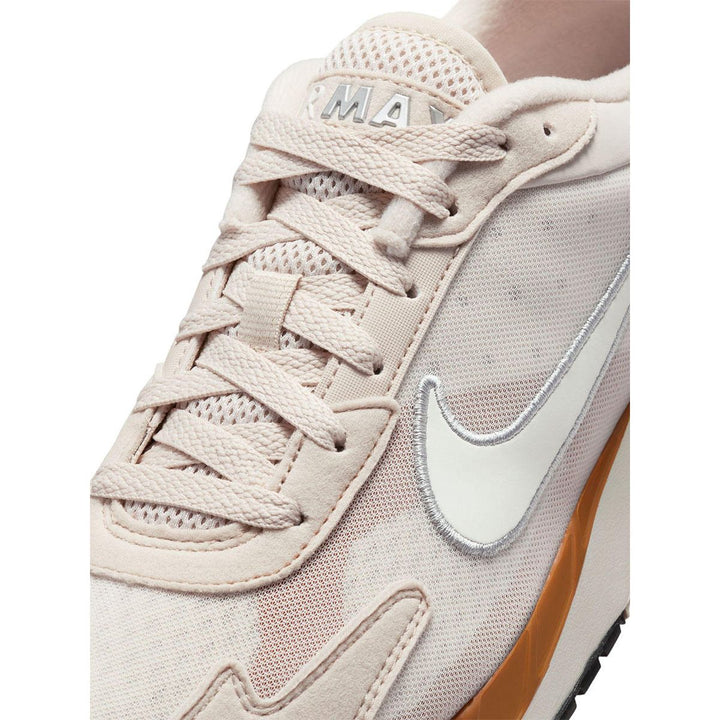 NIKE Air Max Solo Women's Casual Shoes