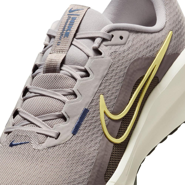 NIKE Downshifter 13 Men's Running Shoes
