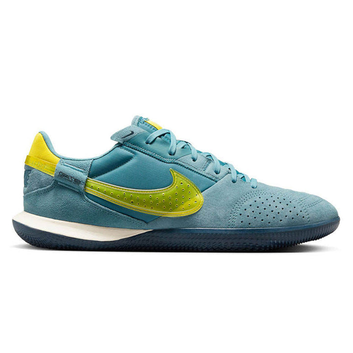 NIKE Streetgato Men's Futsal Shoes