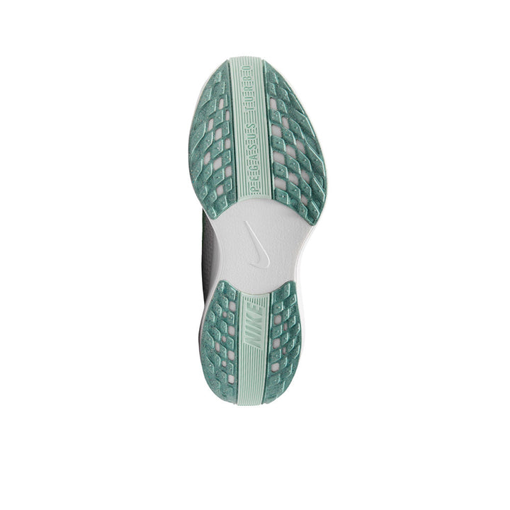NIKE Pegasus Plus Women's Running Shoes