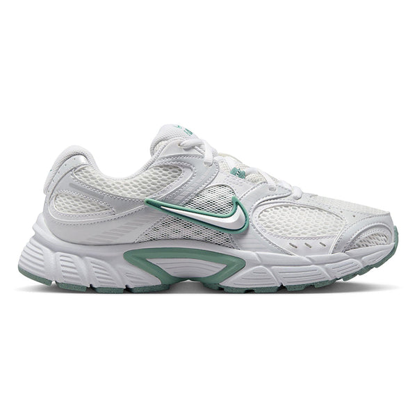 NIKE V5 RNR Women's Casual Shoes