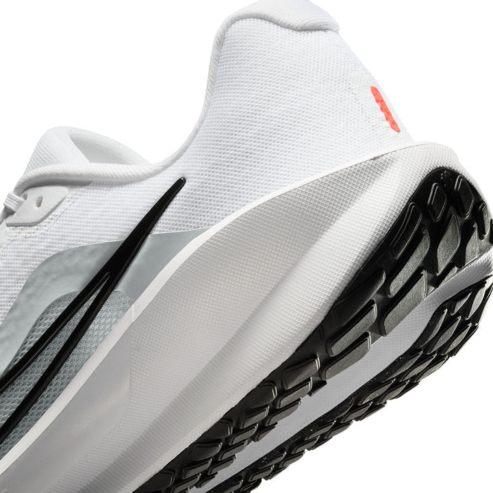 NIKE Downshifter 13 Men's Running Shoes