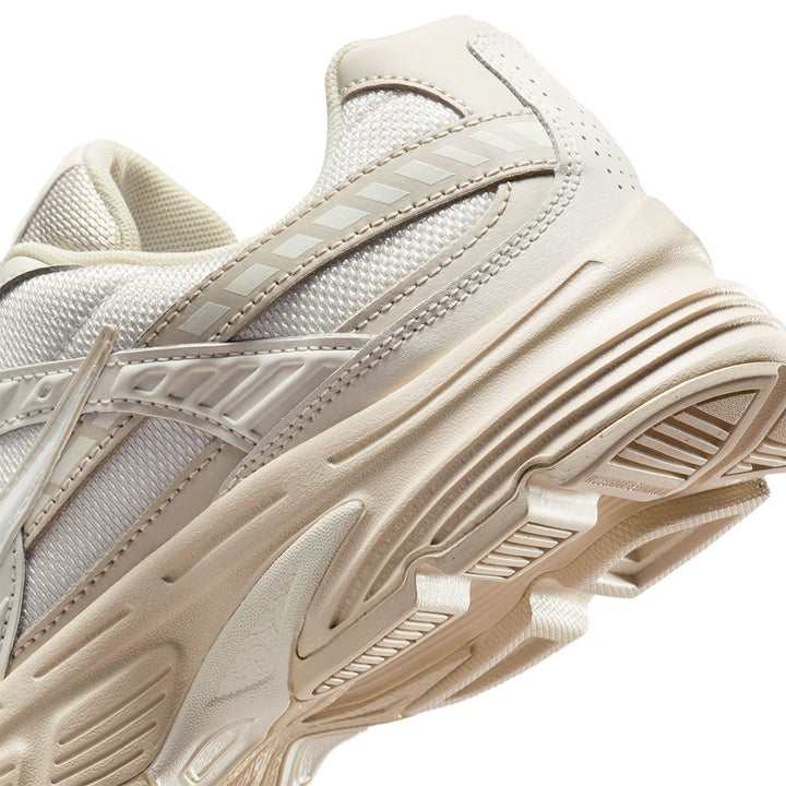 NIKE Initiator Women's Casual Shoes