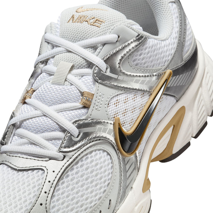 NIKE V5 RNR Men's Casual Shoes