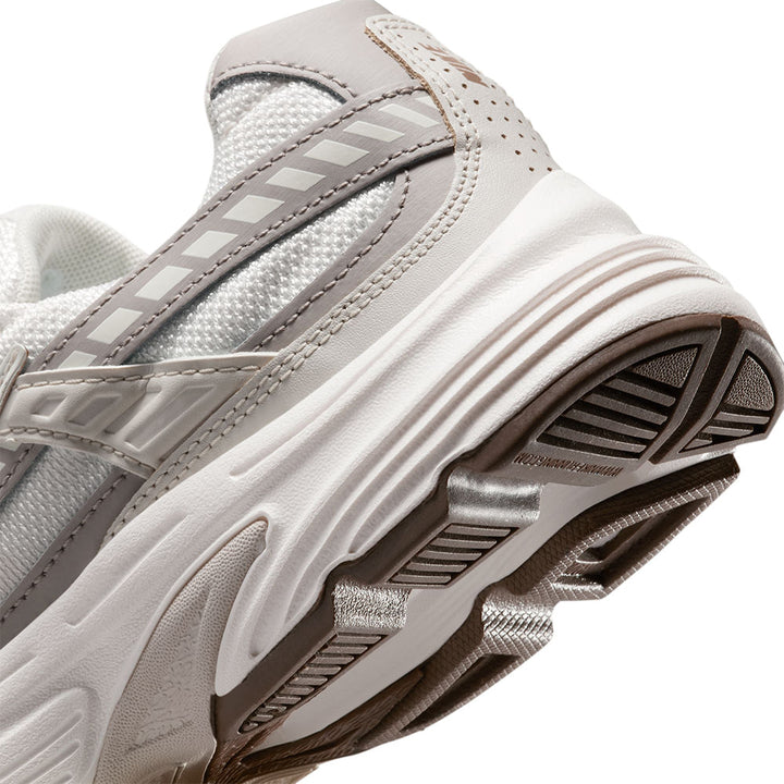 NIKE Initiator Women's Casual Shoes