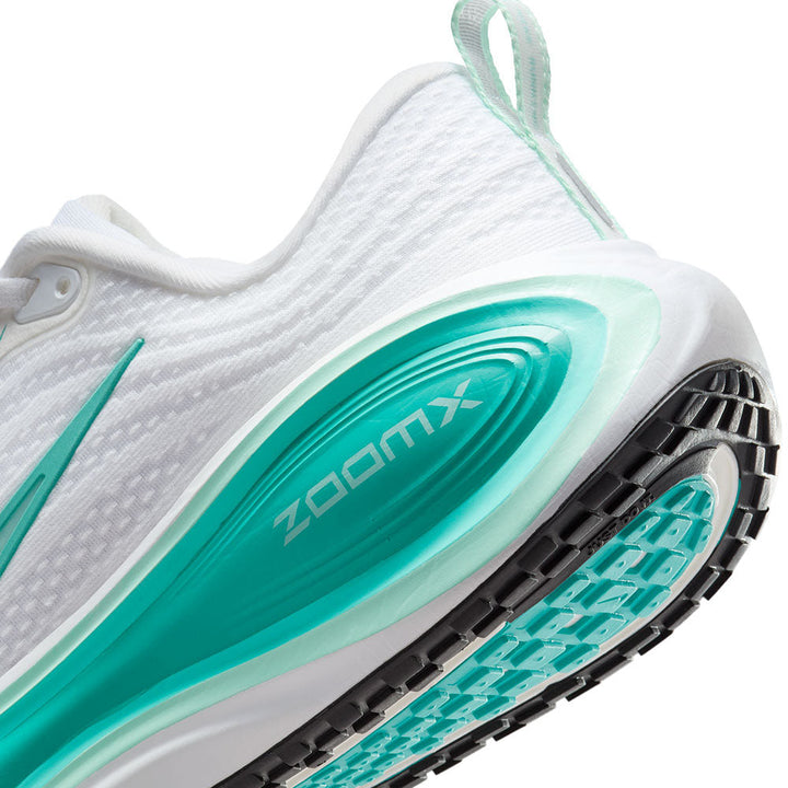 NIKE Vomero Plus Women's Running Shoes