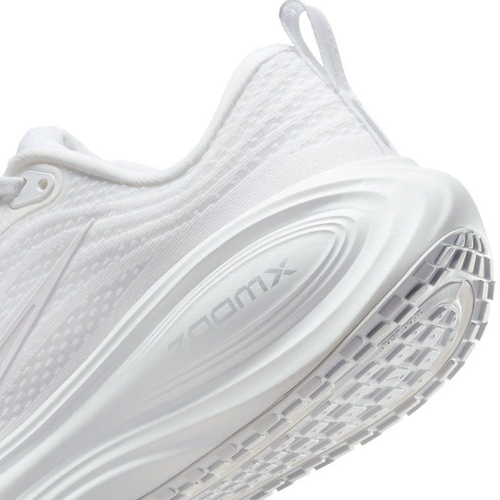 NIKE Vomero Plus Women's Running Shoes