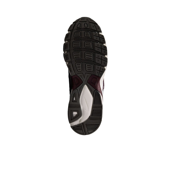 NIKE Initiator Women's Casual Shoes