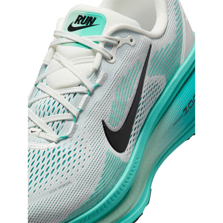 NIKE Vomero 18 Men's Running Shoes