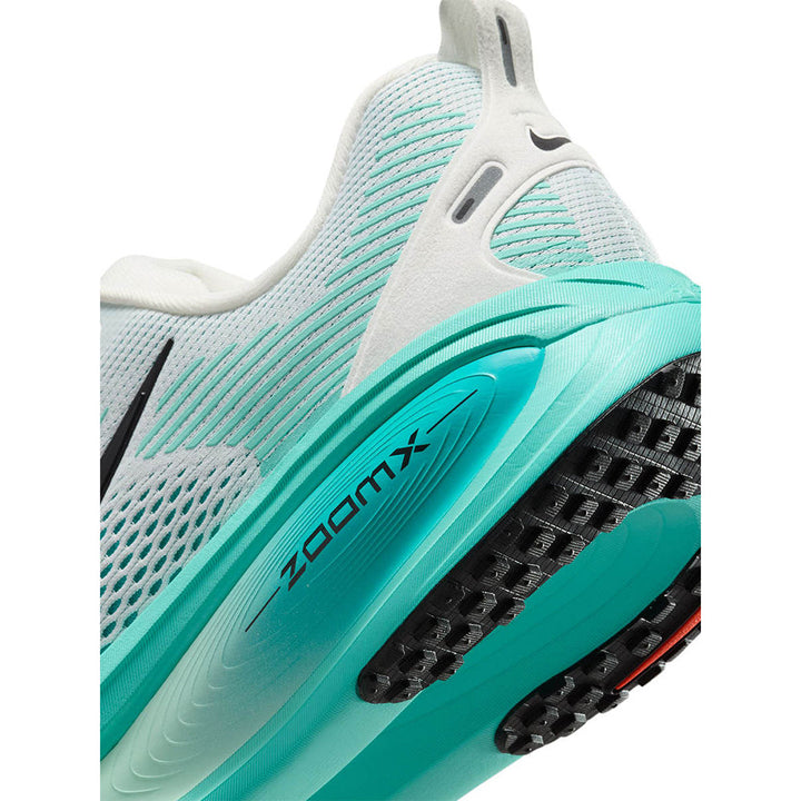 NIKE Vomero 18 Men's Running Shoes