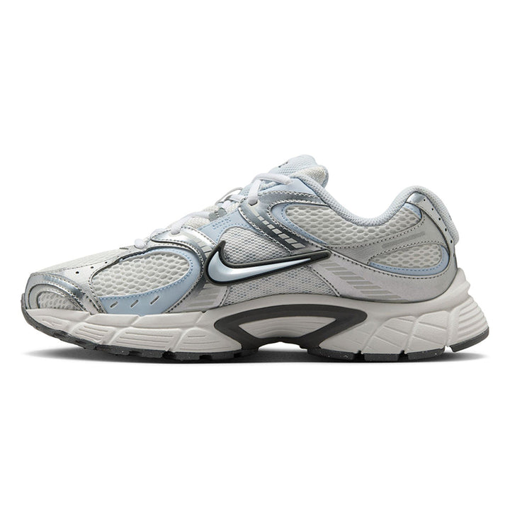 NIKE V5 RNR Women's Casual Shoes
