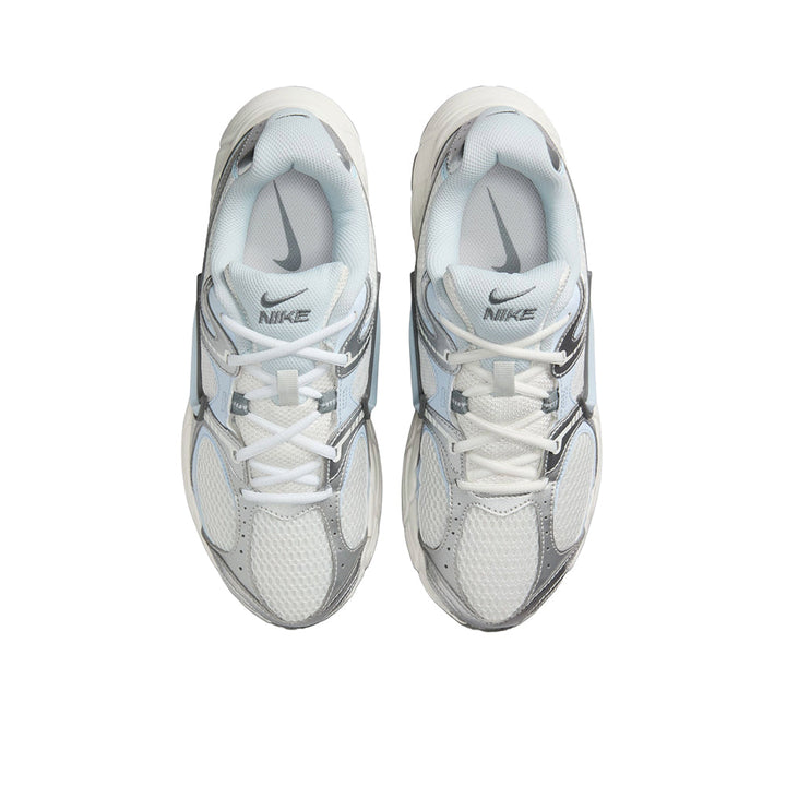 NIKE V5 RNR Women's Casual Shoes