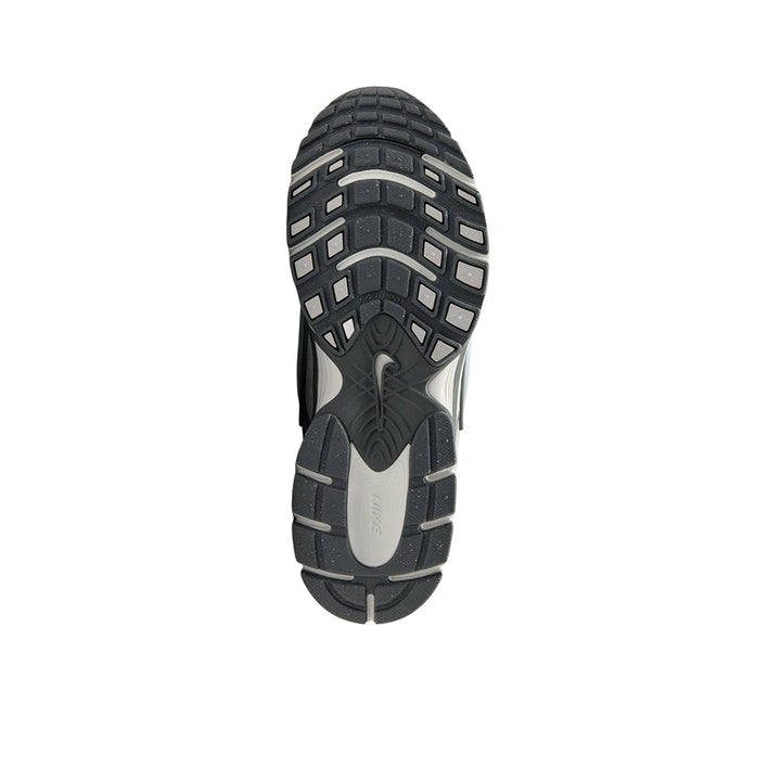 NIKE V5 RNR Women's Casual Shoes