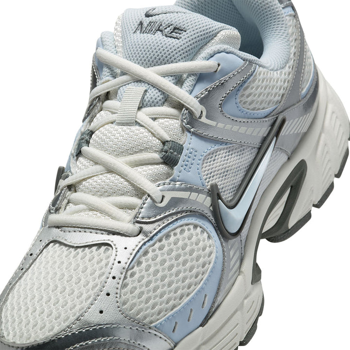 NIKE V5 RNR Women's Casual Shoes
