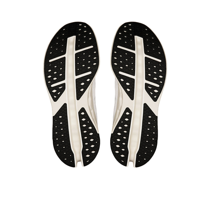 ON RUNNING Cloudsurfer Max Men's Running Shoes