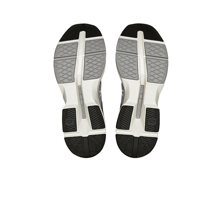 ON RUNNING Cloudpulse Men's Training Shoes