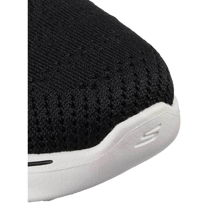 SKECHERS GO WALK 7™ - Amina Women's Training Shoes