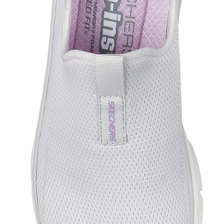 SKECHERS Slip-ins® Relaxed Fit®: D'Lux Walker® 2.0 - Happy Step Women's Casual Shoes
