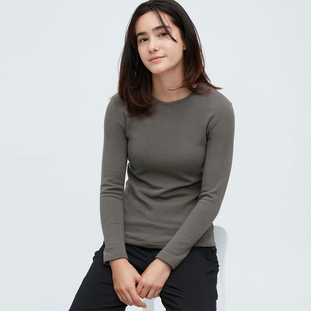 UNIQLO ملابس دافئة عالية الراحة من HEATTECH تي شيرت نسائي سميك مخملي برقبة دائرية 450738 UNIQLO